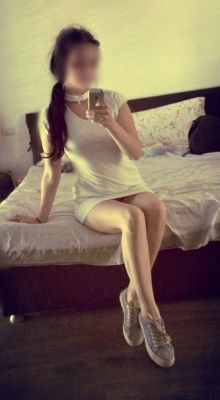 Деревенская шлюха ВИКТОРИЯ, всем привет , 20 лет