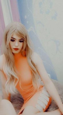 Милана — страпон, урологический массаж