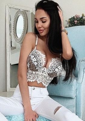 вызов шлюхи в Воронеже (Света, тел. 8 900 301-44-18), 24 7