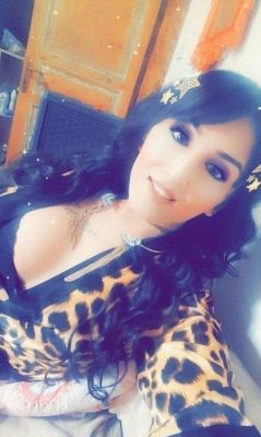 Вика, тел. 8 910 348-93-57 — шлюха по вызову