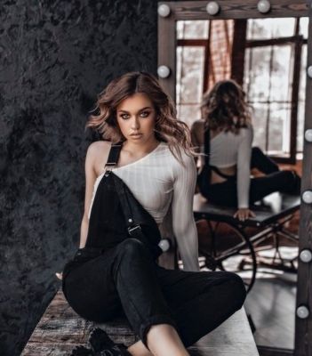 Маша, рост: 151, вес: 42 — проститутка с аналом