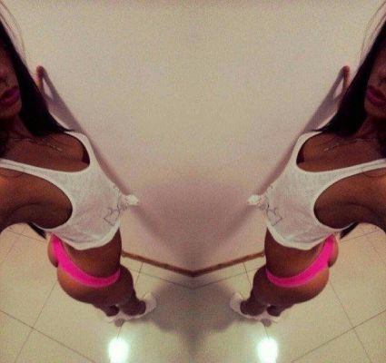 зрелая негритянка Саша, работает 24 7