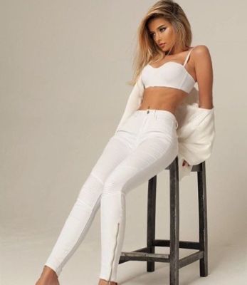 Сексуальная негритянка КРИСТИНА, закажите онлайн