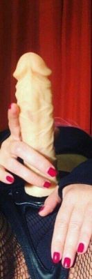 вызов девушки в Воронеже (Александра, тел. 8 900 958-43-35)