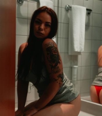 Наташа, тел. 8 960 110-50-58 — услуги бдсм