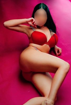 Куртизанка Маша (вес: 43, рост: 152)