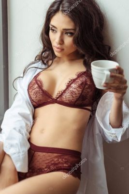 Лейло — шлюха за деньги, незабываемый мужской досуг в Воронеже