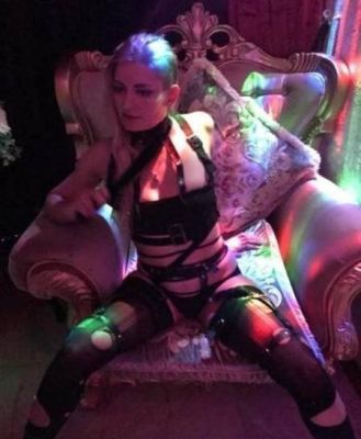 Лора, рост: 178, вес: 77 — элитные эскорт услуги