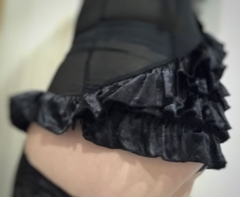 Блядь Дина с бисексуальной ориентацией от 4000 руб. в час