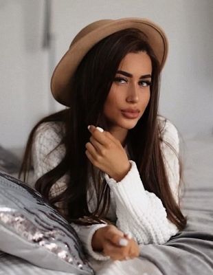 Катя — проститутка студентка