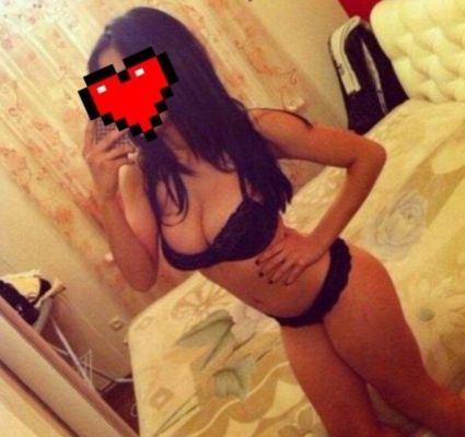 Сексуальная негритянка София, закажите онлайн