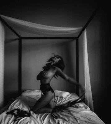 Проститутка рабыня Надежда, 29 лет, закажите онлайн прямо сейчас