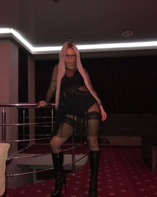 Заказать шлюху на дом в Воронеже (Майя, рост: 165, вес: 60)