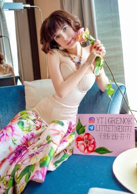 Аня, 31 лет — минет в машине