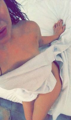 Заказать шлюху на дом в Воронеже (Марине, рост: 150, вес: 40)