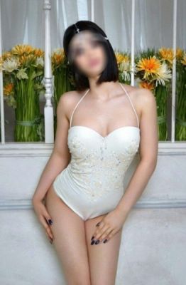 Заказать проститутку от 2000 руб. в час (Варя, 19 лет)