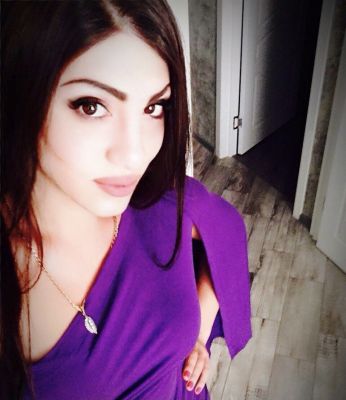 Вызвать шлюху на дом в Воронеже (Алина Транссексуалка, 30 лет)